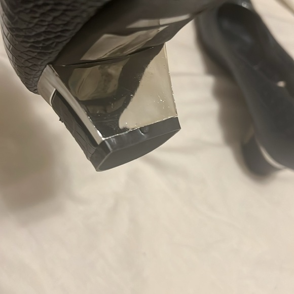 Pierre Dumas, Closed Toe  Heels, Blue, Size 7.5M - Picture 13 of 13